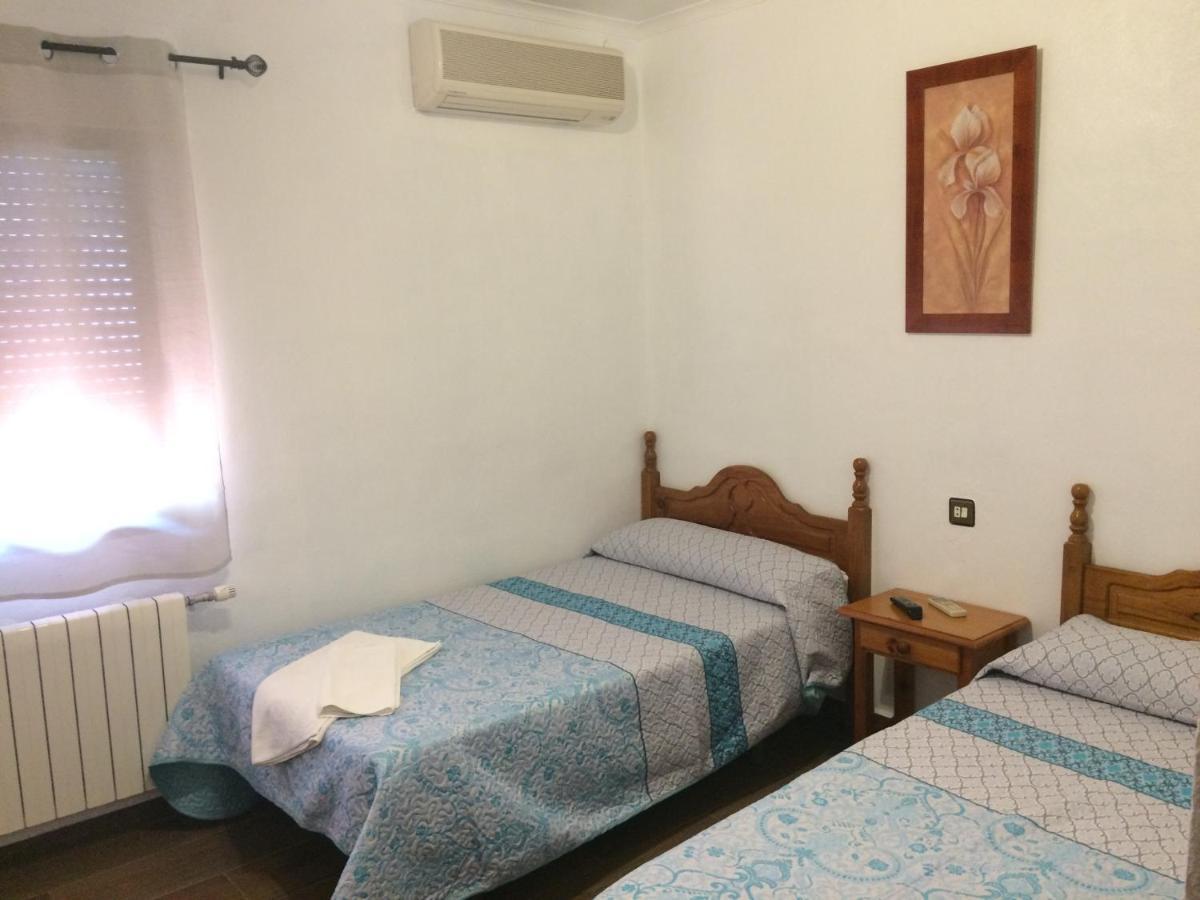 El Cruce Hornos Hotell Exteriör bild