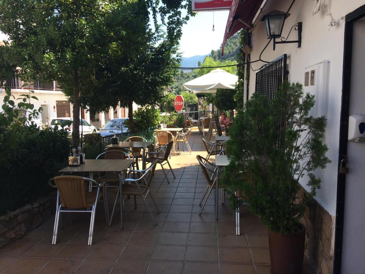 El Cruce Hornos Hotell Exteriör bild