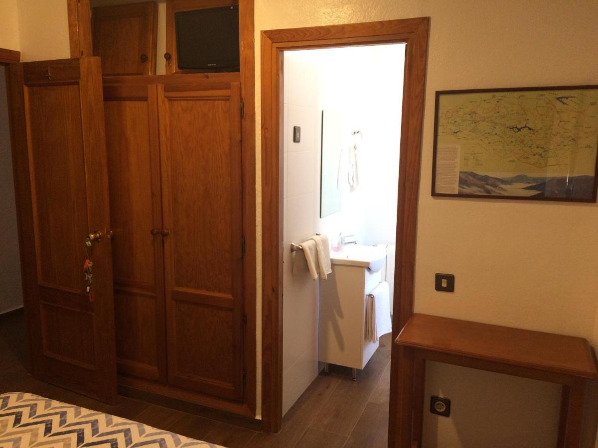 El Cruce Hornos Hotell Exteriör bild