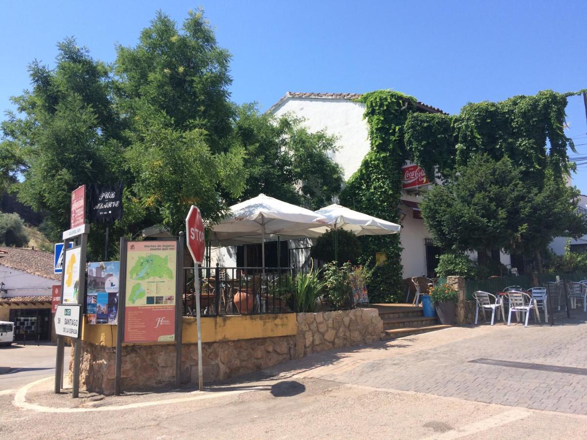El Cruce Hornos Hotell Exteriör bild