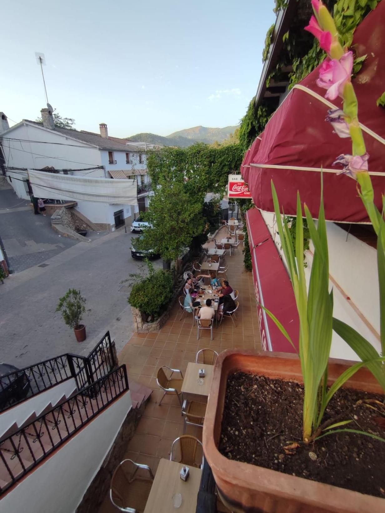 El Cruce Hornos Hotell Exteriör bild